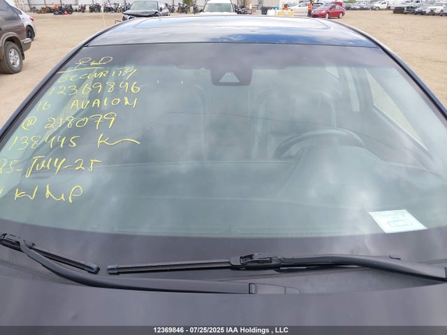 12369846 :رقم المزاد ، 4T1BK1EB7GU218079 vin ، 2016 Toyota Avalon Limited/touring مزاد بيع