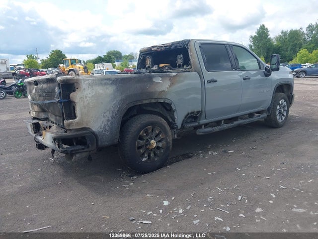 2GC4YMEY7R1155825 Chevrolet l5p