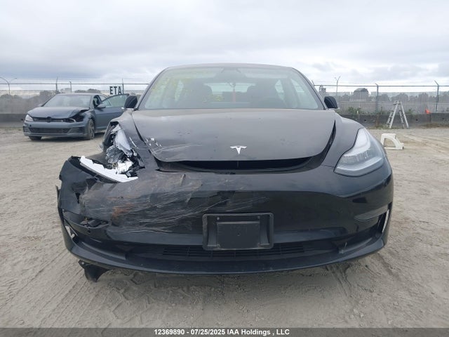 5YJ3E1EA8KF328597 Tesla MODEL 3