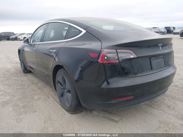 5YJ3E1EA8KF328597 Tesla MODEL 3