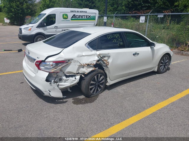 1N4AL3AP2HC285390 Nissan 2017