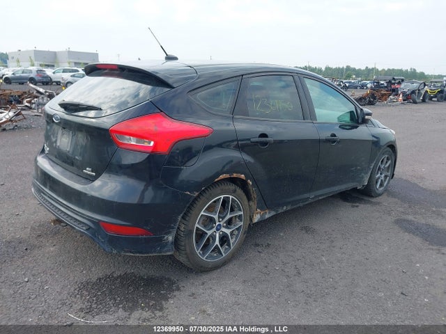 Ford Focus 2016 1FADP3K23GL308131 Image 4