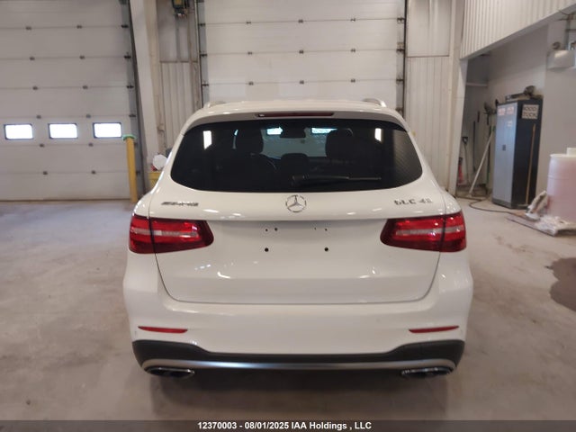 WDC0G6EB5JV028478 Mercedes-Benz m276