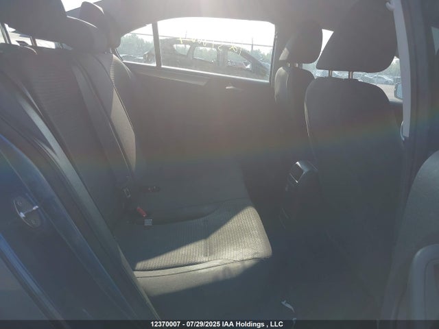3VW2K7AJ1FM330915 Volkswagen Jetta