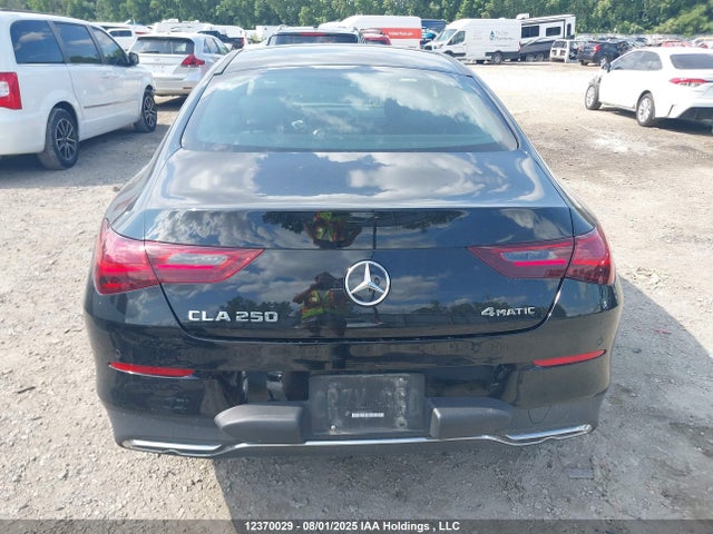 W1K5J4HB5SN522926 Mercedes-Benz m260