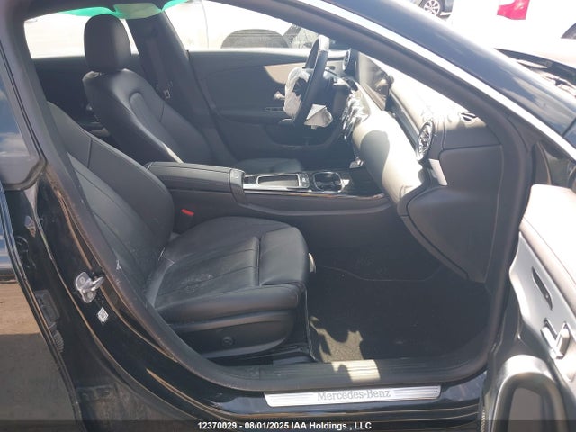 W1K5J4HB5SN522926 Mercedes-Benz m260