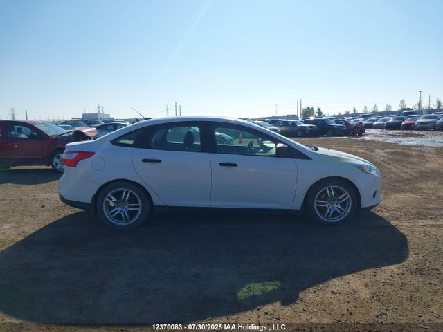 1FADP3E22EL256791 Ford 2014