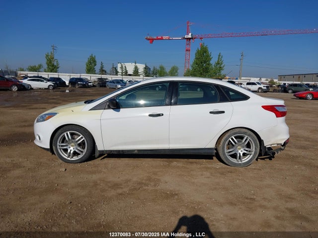 1FADP3E22EL256791 Ford 2014