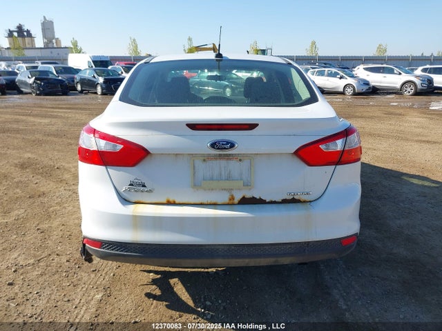 1FADP3E22EL256791 Ford 2014