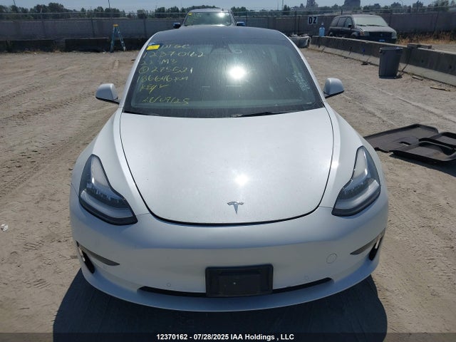 5YJ3E1EB9NF275521 Tesla MODEL 3