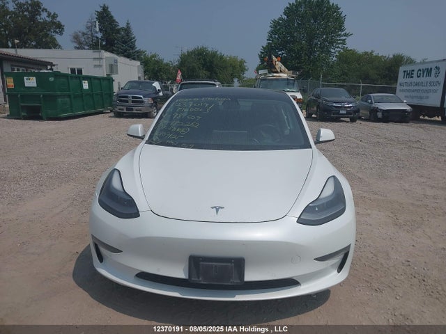 5YJ3E1EA6MF981609 Tesla MODEL 3