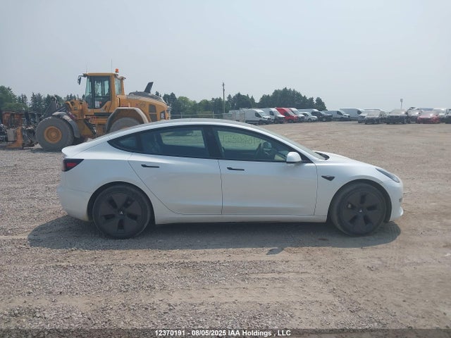 5YJ3E1EA6MF981609 Tesla MODEL 3