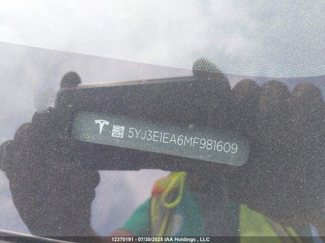 5YJ3E1EA6MF981609 Tesla MODEL 3