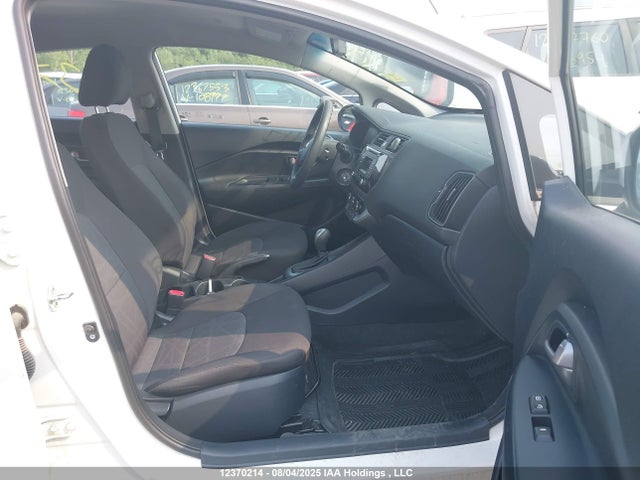 KNADM4A38G6644775 KIA gamma