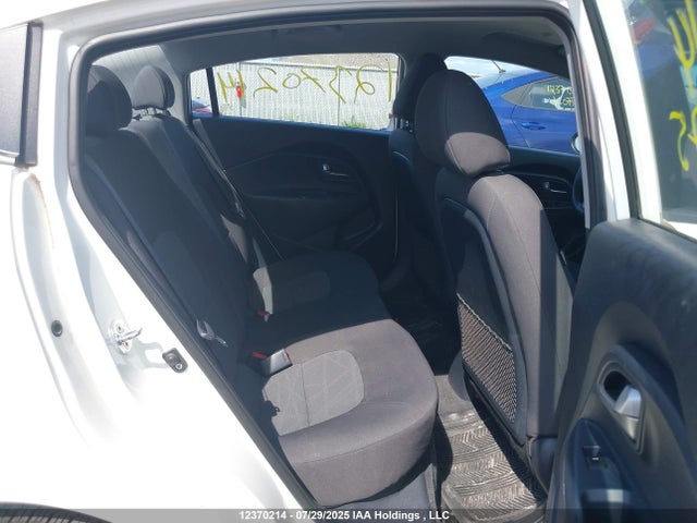 KNADM4A38G6644775 KIA gamma