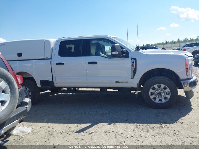 Ford F-350 2024 1FT8W3BT0REE83998 Image 13