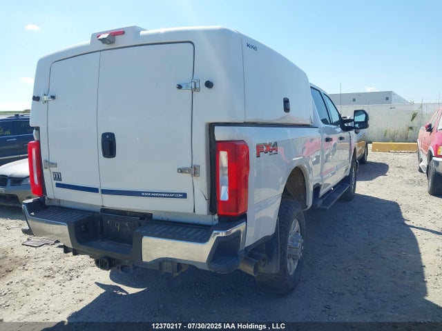 Ford F-350 2024 1FT8W3BT0REE83998 Image 4