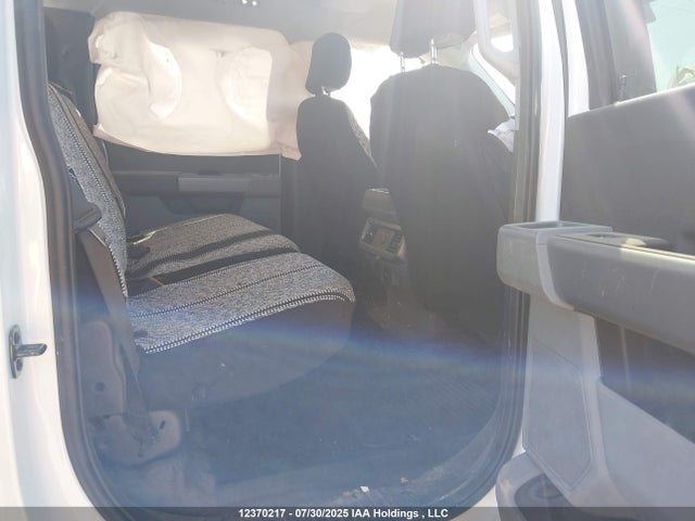 Ford F-350 2024 1FT8W3BT0REE83998 Image 8