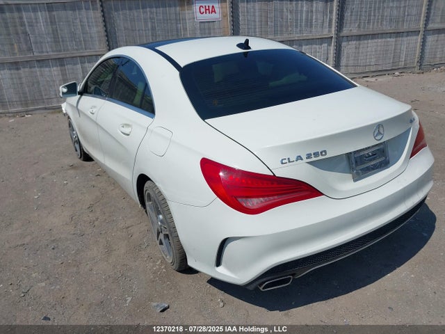 Mercedes-Benz CLA-Class 2014 WDDSJ4GB2EN135422 Image 3