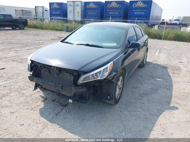 5NPE24AF2HH525845 Hyundai 2017