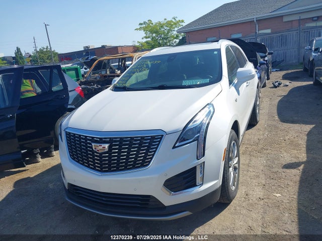 1GYKNDR46NZ155575 Cadillac lsy