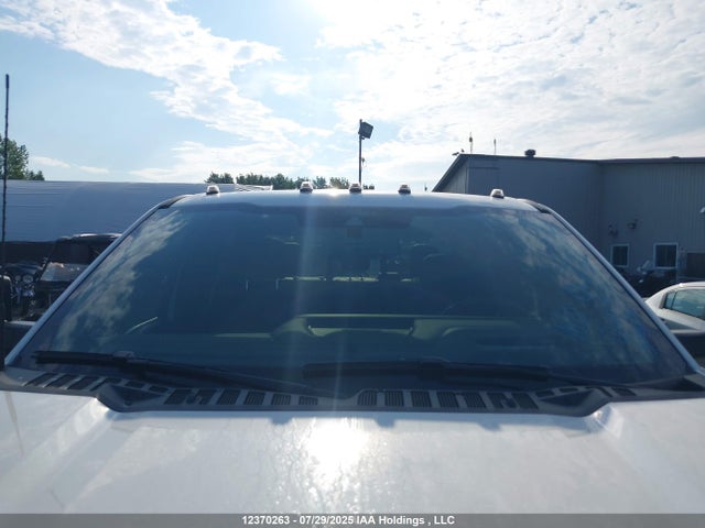 Ford F-350 2024 1FT8W3BT1REF90915 Image 18