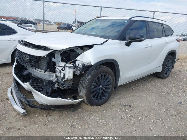 Toyota t24a-fts 2024 5TDKDRBH2RS561122 Image 2