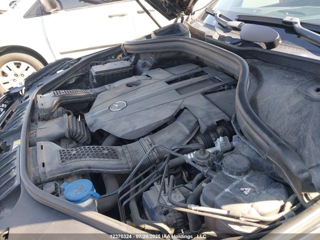 4JGDF6EE4HA907696 Mercedes-Benz m276