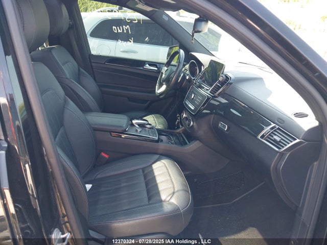 4JGDF6EE4HA907696 Mercedes-Benz m276