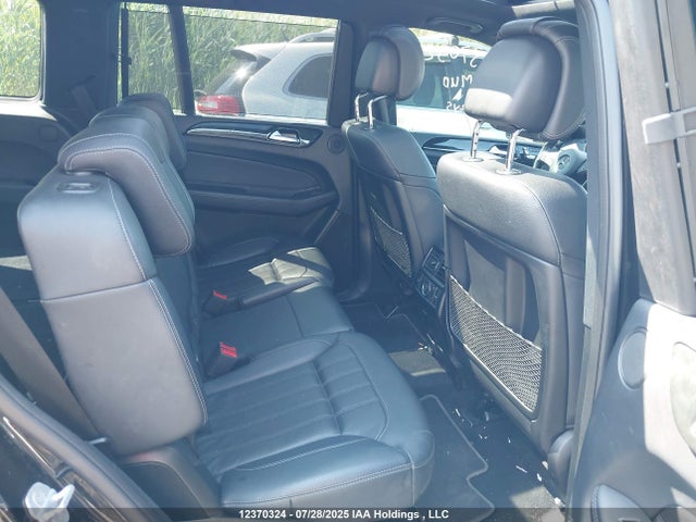 4JGDF6EE4HA907696 Mercedes-Benz m276