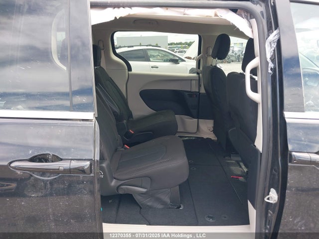 2C4RC1ZG1NR108256 Chrysler 2022