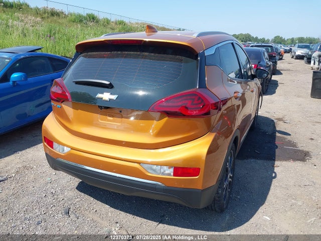 1G1FX6S04H4151801 Chevrolet 2017