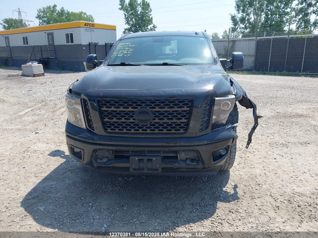 Nissan Titan 2018 1N6AA1E50JN516985 Image 12