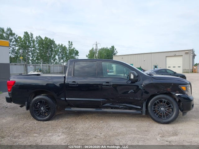 Nissan Titan 2018 1N6AA1E50JN516985 Image 14