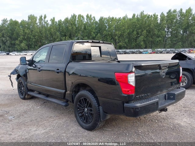 Nissan Titan 2018 1N6AA1E50JN516985 Image 3