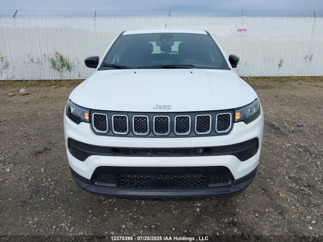 Jeep 2024 2024 3C4NJDAN3RT592255 Image 6