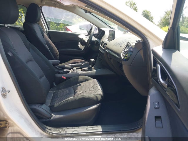3MZBM1L76FM220564 Mazda pe