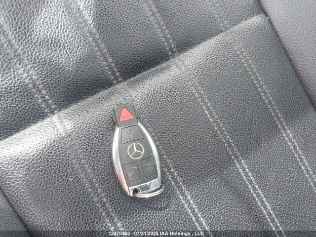 4JGDF6EE0GA711723 Mercedes-Benz m276