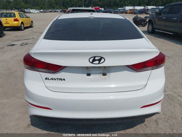 KMHD84LF2HU380993 Hyundai 2017