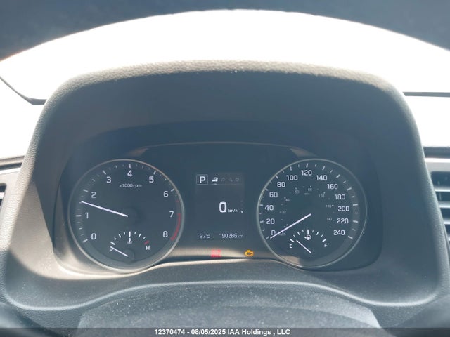 KMHD84LF2HU380993 Hyundai 2017