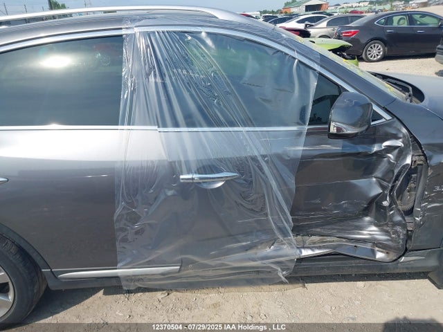 JN1BJ0RR6GM262845 Infiniti 2016