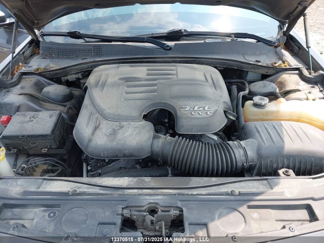 Chrysler 300 2018 2C3CCABG5JH304222 Image 10