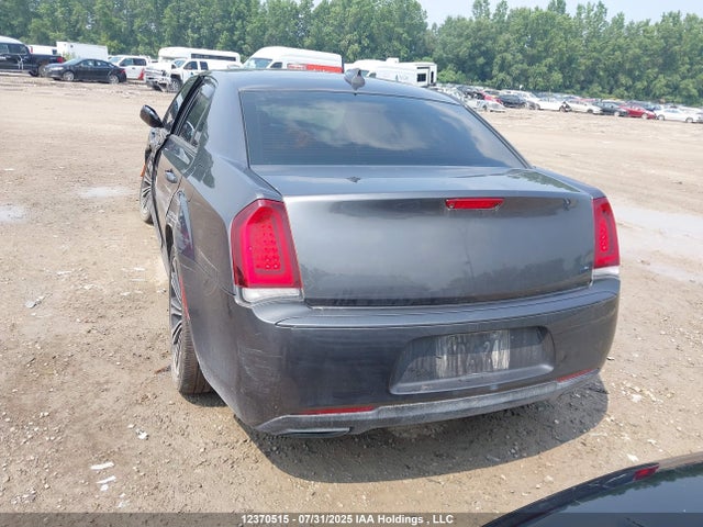 Chrysler 300 2018 2C3CCABG5JH304222 Image 15