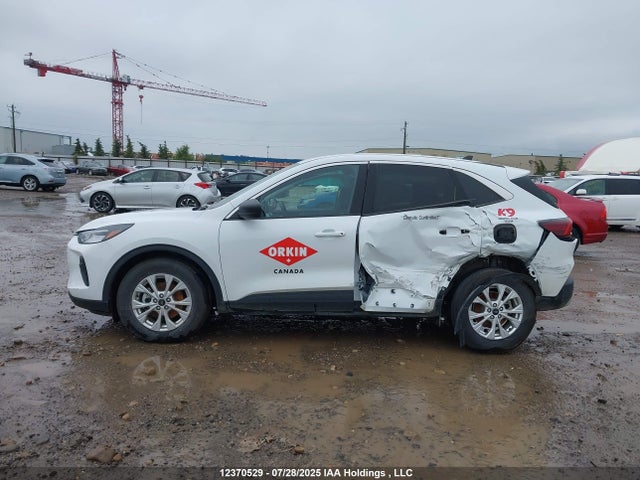 2023 Ford Escape Active მანქანა იყიდება აუქციონზე, vin: 1FMCU9GN1PUB37406, აუქციონის ნომერი: 12370529