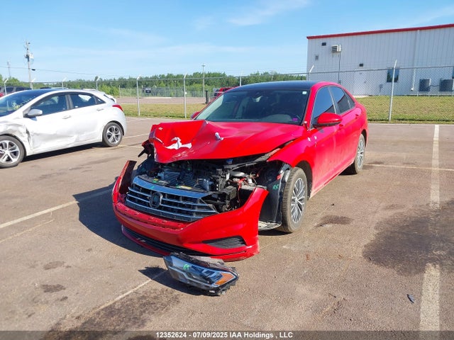 3VWE57BU4MM038332 Volkswagen tsi