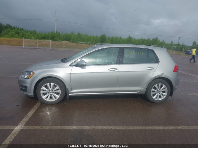 3VW217AU8FM032584 Volkswagen 2015