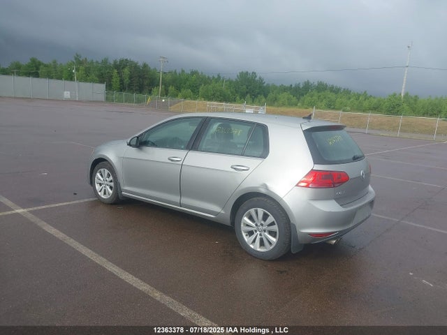 3VW217AU8FM032584 Volkswagen 2015