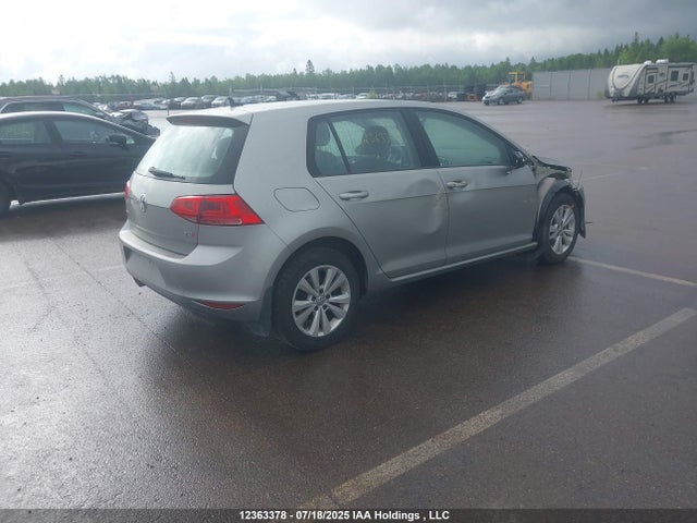 3VW217AU8FM032584 Volkswagen 2015