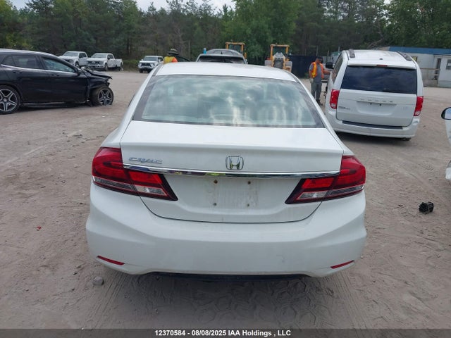 Honda r18z1 2014 2HGFB2E42EH032190 Image 16