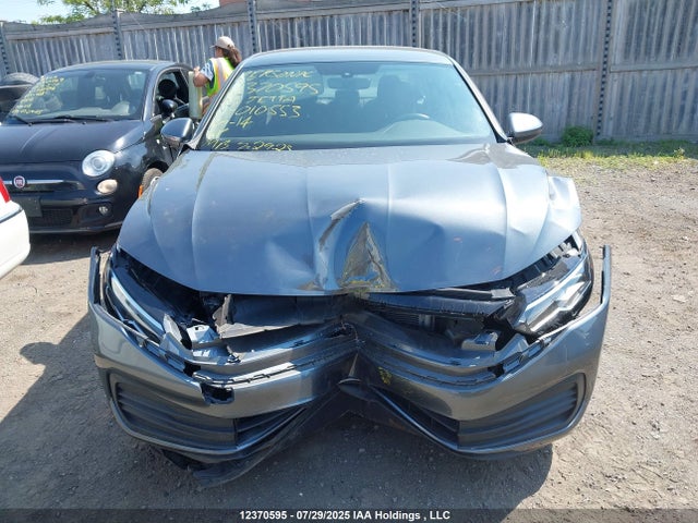 3VWCM7BU3PM010553 Volkswagen tsi
